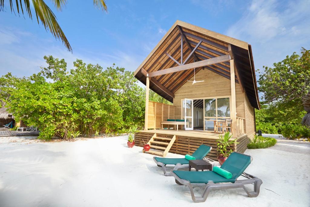 Kuredu Island Resort & Spa 2024