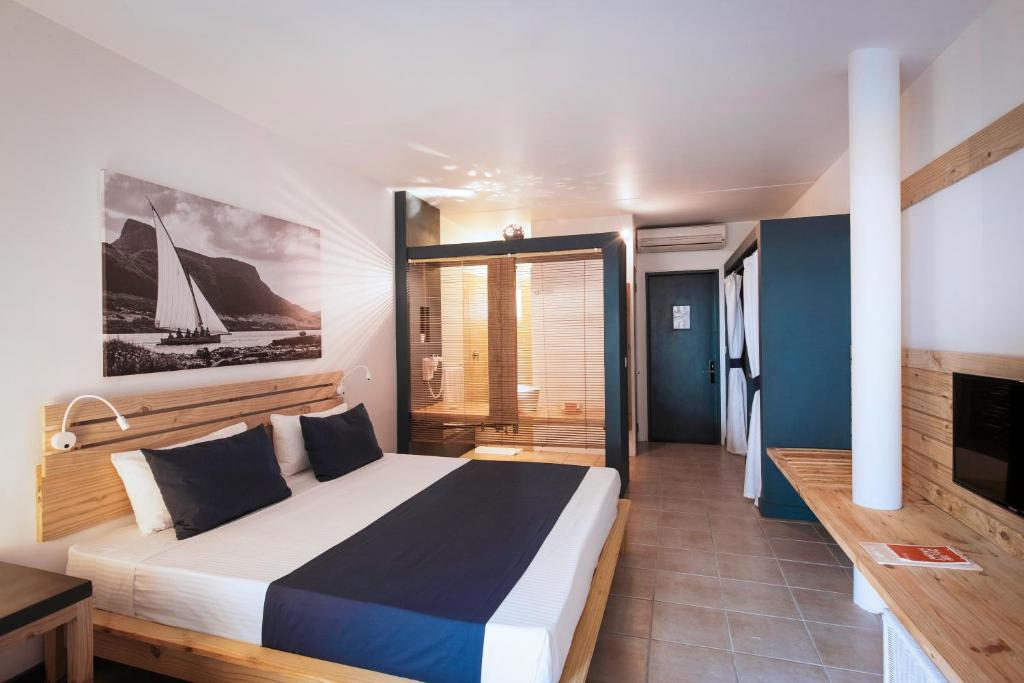 Veranda Pointe aux Biches Hotel *DECEMBER TRAVEL*