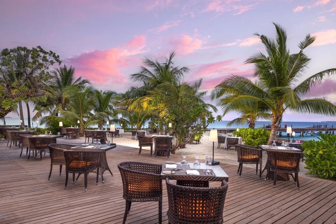 Adaaran Select Meedhupparu - Maldives